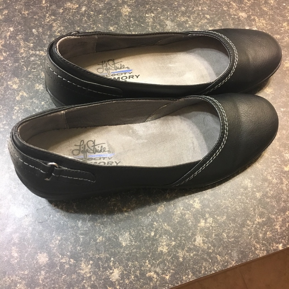 Comfy Black Flats